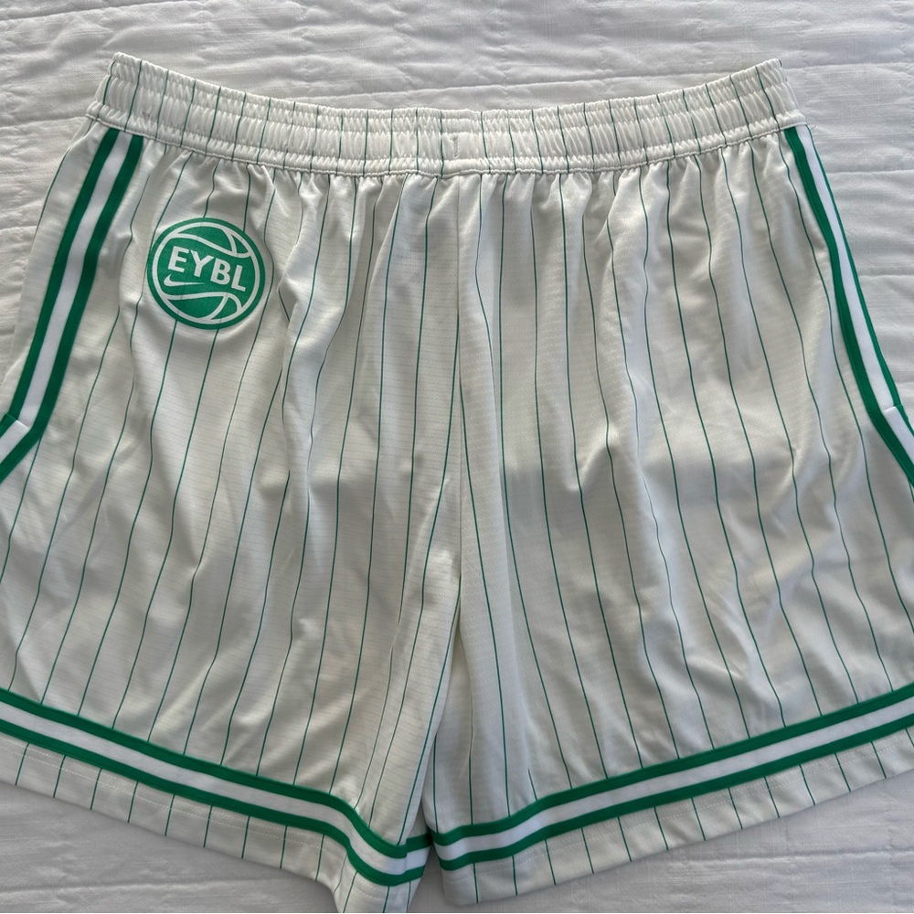 Nike, EYBL Athletic Shorts, Women’s XXL - Picture 6 of 8
